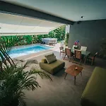 וילה Tg New Luxury Private & - Heated Salty Swimming Pool, Outdoor Jacuzzi, Sauna, Exotic Garden