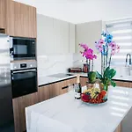 וילה Tg New Luxury Private & - Heated Salty Swimming Pool, Outdoor Jacuzzi, Sauna, Exotic Garden *