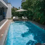 Tg New Luxury Private & - Heated Salty Swimming Pool, Outdoor Jacuzzi, Sauna, Exotic Garden לימסול