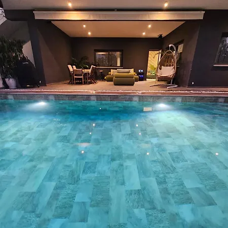 Villa Tg New Luxury Private - Heated Salty Swimming Pool, Outdoor Jacuzzi, Sauna, Exotic Garden