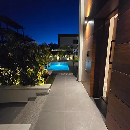 Tg New Luxury Private - Heated Salty Swimming Pool, Outdoor Jacuzzi, Sauna, Exotic Garden Villa