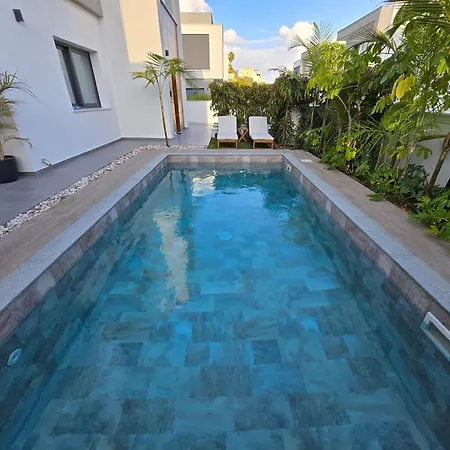Villa Tg New Luxury Private - Heated Salty Swimming Pool, Outdoor Jacuzzi, Sauna, Exotic Garden *