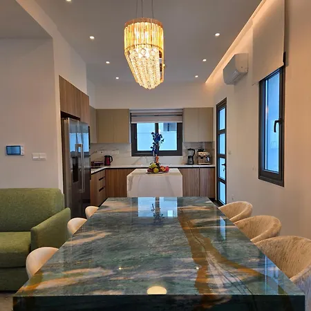 Tg New Luxury Private - Heated Salty Swimming Pool, Outdoor Jacuzzi, Sauna, Exotic Garden Villa