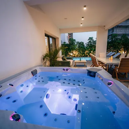 Tg New Luxury Private & - Heated Salty Swimming Pool, Outdoor Jacuzzi, Sauna, Exotic Garden Limassol
