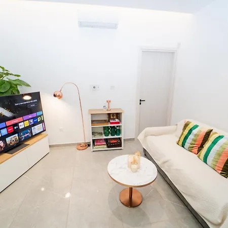 Tg New Luxury Private & - Heated Salty Swimming Pool, Outdoor Jacuzzi, Sauna, Exotic Garden וילה