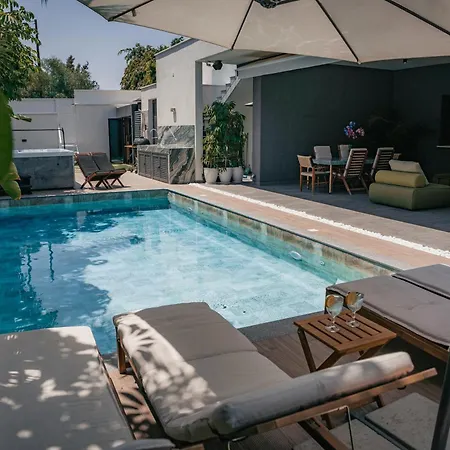 Tg New Luxury Private & - Heated Salty Swimming Pool, Outdoor Jacuzzi, Sauna, Exotic Garden *