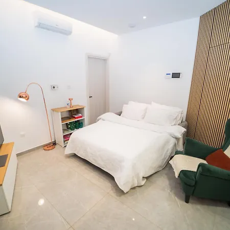 Tg New Luxury Private & - Heated Salty Swimming Pool, Outdoor Jacuzzi, Sauna, Exotic Garden וילה *