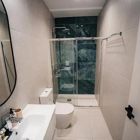 Tg New Luxury Private & - Heated Salty Swimming Pool, Outdoor Jacuzzi, Sauna, Exotic Garden 利马索尔