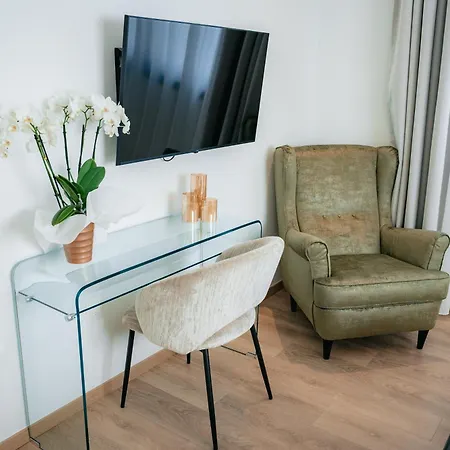 Tg New Luxury Private & - Heated Salty Swimming Pool, Outdoor Jacuzzi, Sauna, Exotic Garden