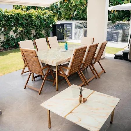 Villa Tg New Luxury Private & - Heated Salty Swimming Pool, Outdoor Jacuzzi, Sauna, Exotic Garden *