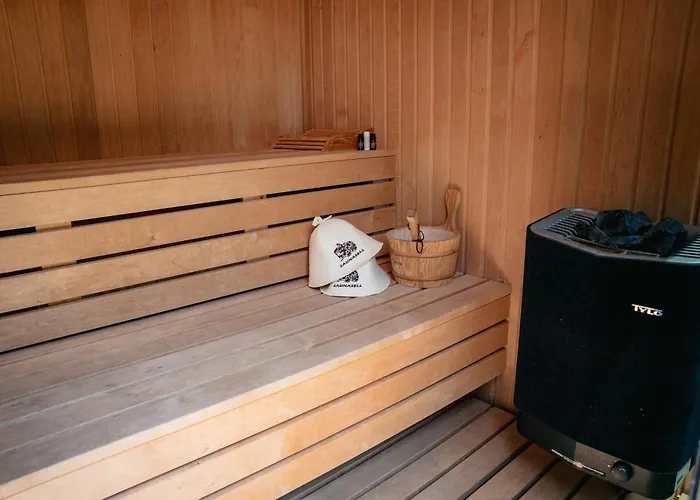 Tg New Luxury Private & - Heated Salty Swimming Pool, Outdoor Jacuzzi, Sauna, Exotic Garden リマソール