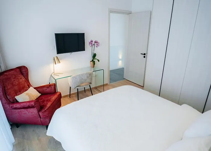 Tg New Luxury Private & - Heated Salty Swimming Pool, Outdoor Jacuzzi, Sauna, Exotic Garden ヴィラ リマソール