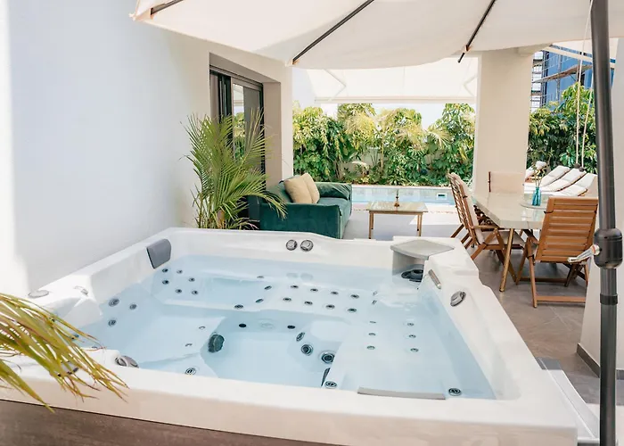 Tg New Luxury Private & - Heated Salty Swimming Pool, Outdoor Jacuzzi, Sauna, Exotic Garden *