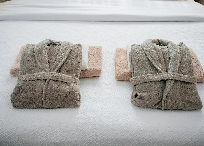 Villa Tg New Luxury Private & - Heated Salty Swimming Pool, Outdoor Jacuzzi, Sauna, Exotic Garden