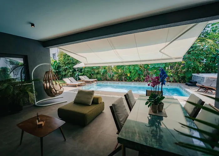 Tg New Luxury Private & - Heated Salty Swimming Pool, Outdoor Jacuzzi, Sauna, Exotic Garden ヴィラ リマソール