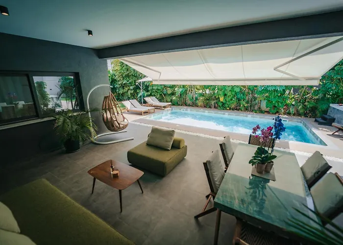 Tg New Luxury Private & - Heated Salty Swimming Pool, Outdoor Jacuzzi, Sauna, Exotic Garden Villa