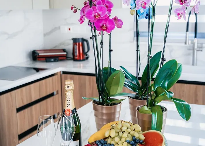 ヴィラ Tg New Luxury Private & - Heated Salty Swimming Pool, Outdoor Jacuzzi, Sauna, Exotic Garden