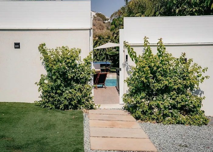 Tg New Luxury Private & - Heated Salty Swimming Pool, Outdoor Jacuzzi, Sauna, Exotic Garden Villa