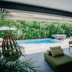 Tg New Luxury Private & - Heated Salty Swimming Pool, Outdoor Jacuzzi, Sauna, Exotic Garden * Limassol