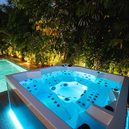 Tg New Luxury Private & - Heated Salty Swimming Pool, Outdoor Jacuzzi, Sauna, Exotic Garden וילה