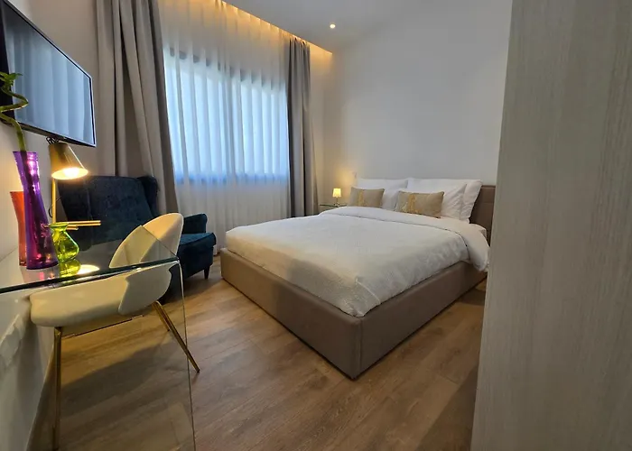 Villa Tg New Luxury Private & - Heated Salty Swimming Pool, Outdoor Jacuzzi, Sauna, Exotic Garden Limasol