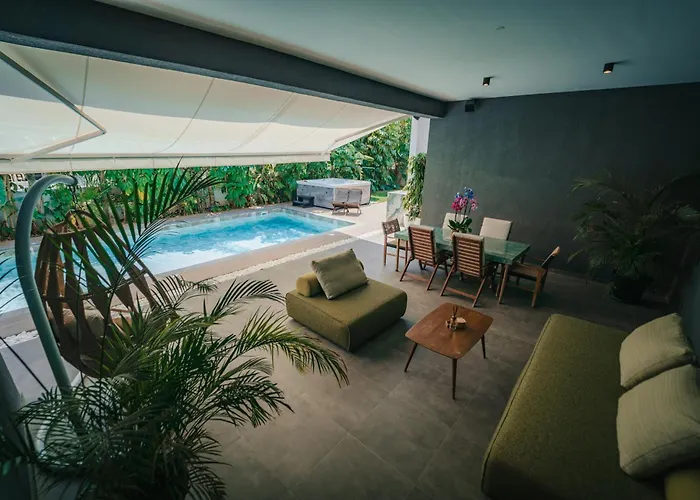 Villa Tg New Luxury Private & - Heated Salty Swimming Pool, Outdoor Jacuzzi, Sauna, Exotic Garden