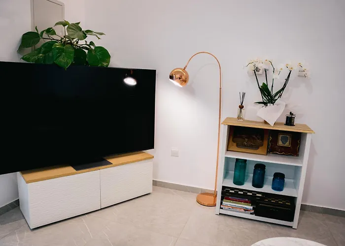 Tg New Luxury Private & - Heated Salty Swimming Pool, Outdoor Jacuzzi, Sauna, Exotic Garden