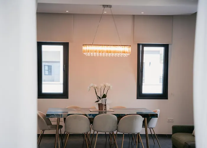 Villa Tg New Luxury Private & - Heated Salty Swimming Pool, Outdoor Jacuzzi, Sauna, Exotic Garden Limasol