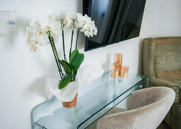 Tg New Luxury Private & - Heated Salty Swimming Pool, Outdoor Jacuzzi, Sauna, Exotic Garden Limasol