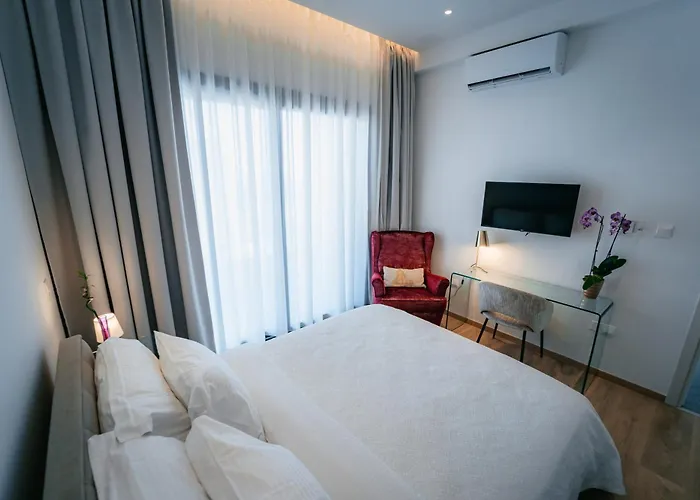 Tg New Luxury Private & - Heated Salty Swimming Pool, Outdoor Jacuzzi, Sauna, Exotic Garden Villa *